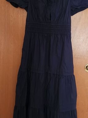Quince Cute Navy Tiered Maxi Dress  with Smocked Waist XS 100 Organic Cotton